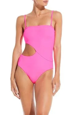 Solid & Striped The Cameron