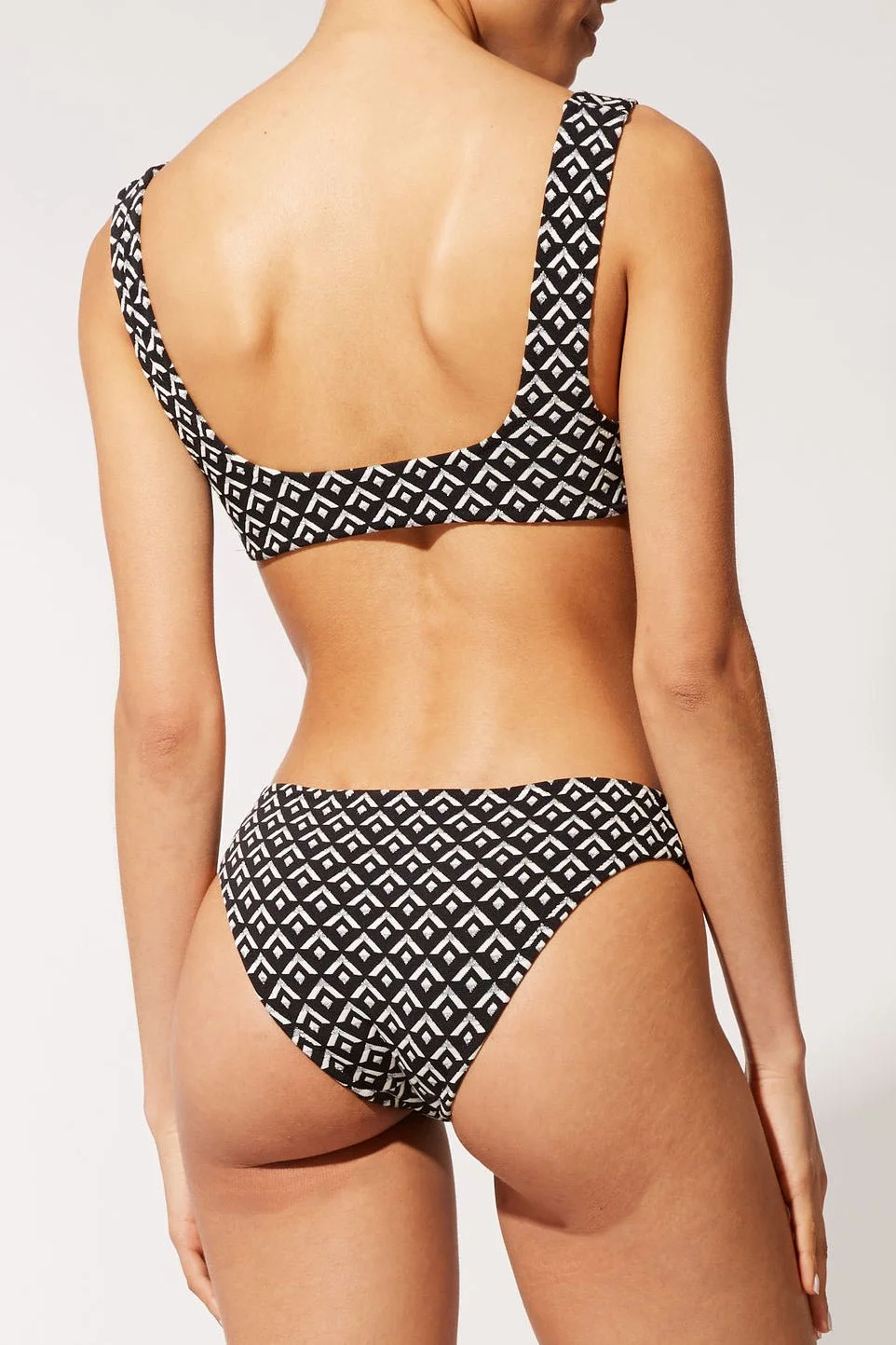 Solid & Striped The Elle Bottom