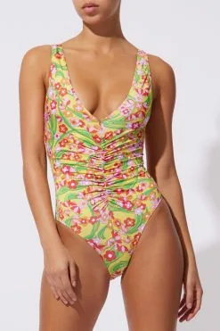 Solid & Striped The Lucia