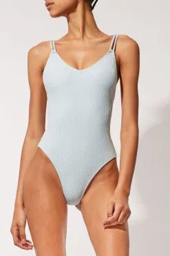 Solid & Striped The Lynn